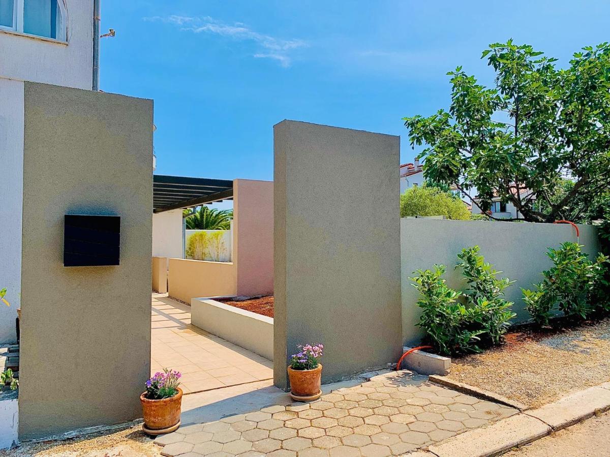Linc Rooms & Apartments بنجول المظهر الخارجي الصورة