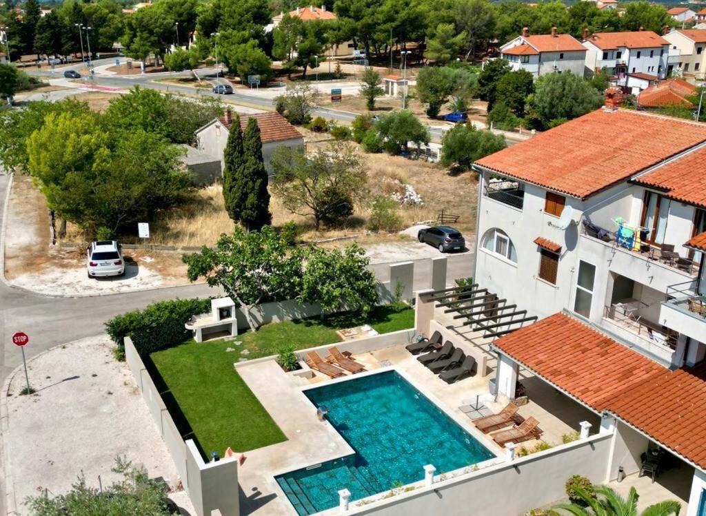 Linc Rooms & Apartments بنجول المظهر الخارجي الصورة