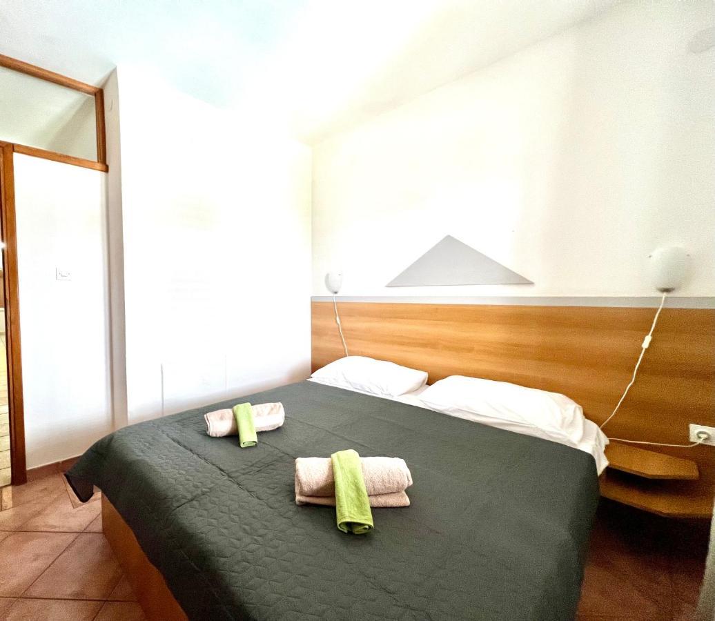 Linc Rooms & Apartments بنجول المظهر الخارجي الصورة