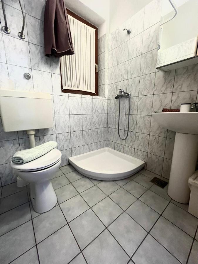 Linc Rooms & Apartments بنجول المظهر الخارجي الصورة