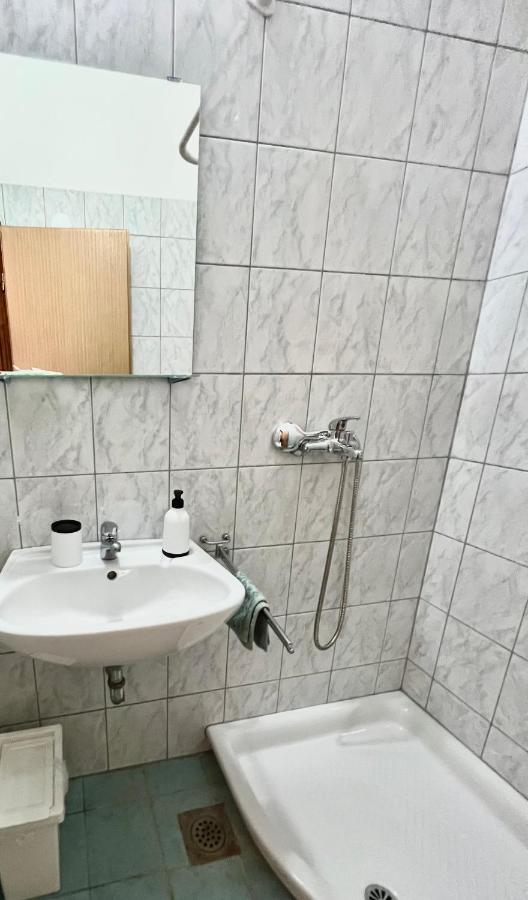 Linc Rooms & Apartments بنجول المظهر الخارجي الصورة